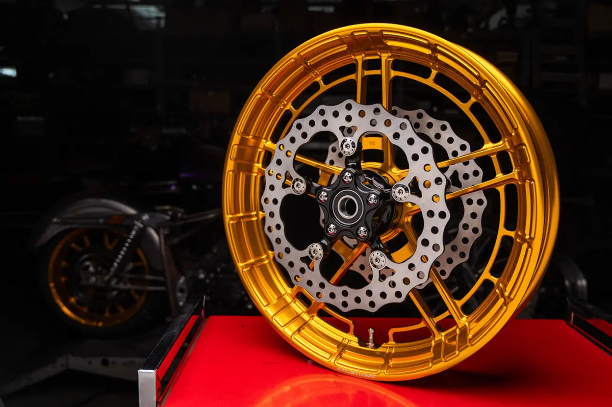 Arlen Ness Flatline Rim Bakhjul gjuten/svarvad - PE02022287 bild 3 PMIMAGE:1A49EEFF3A9D51A5ACE9
