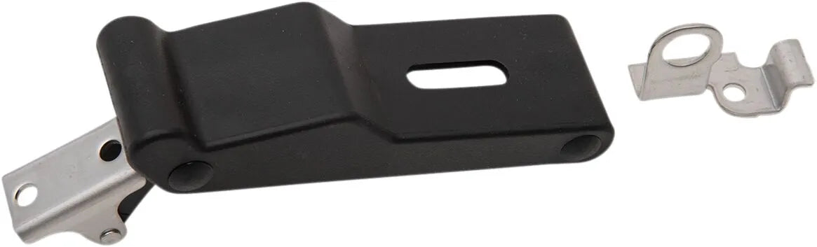 QUAD LOGIC Front Storage Rack Latch - PE35500311 bild 1 PMIMAGE:EBB4CE3DFAEC3C1A6D17